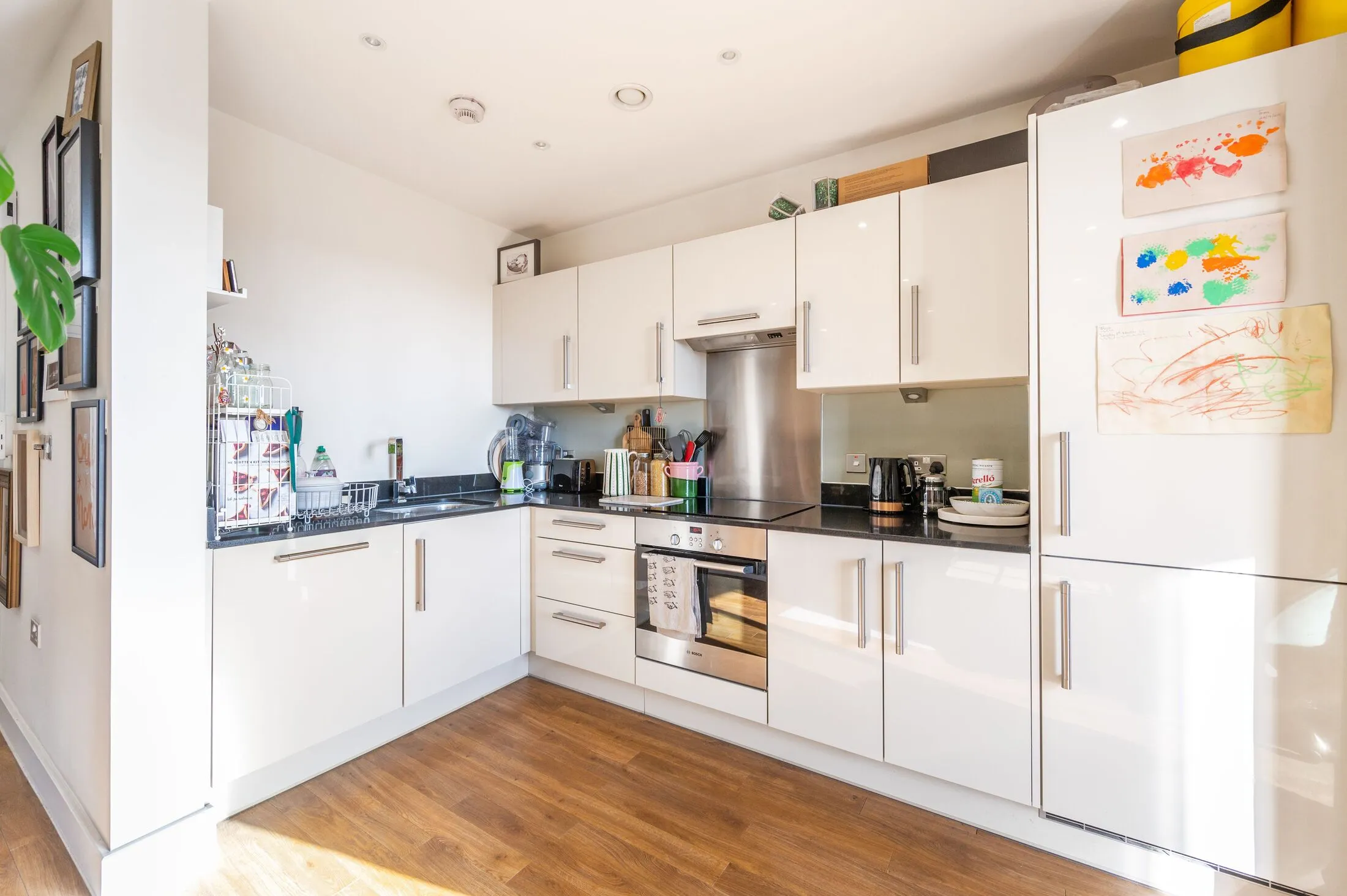 Flat Hatton Road in Greater London