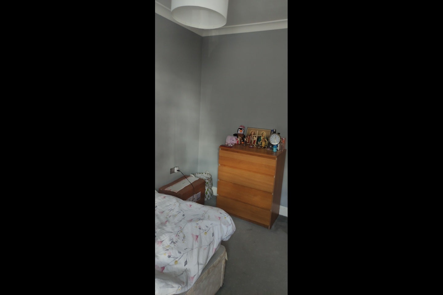 Flat Ruskin Avenue in Greater London