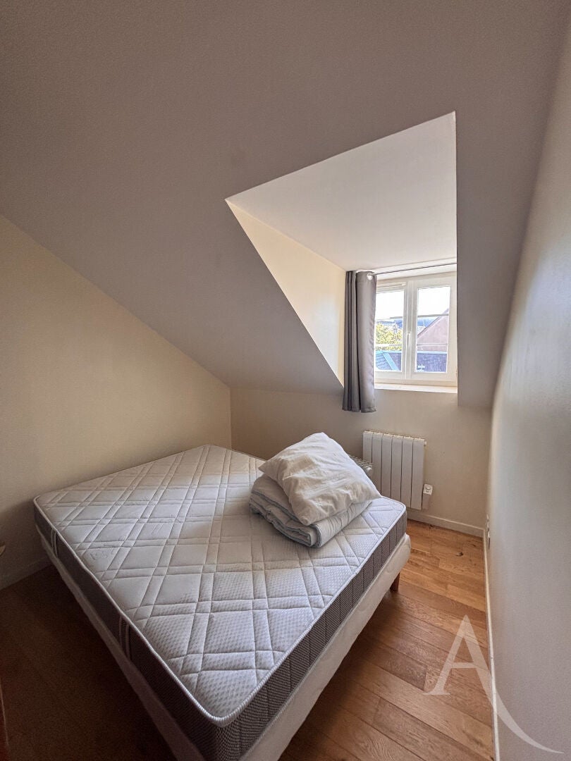 Flat Rue Jean-Jacques Rousseau in Châteauroux