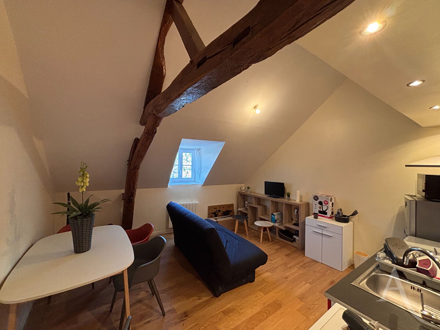 Flat Rue Jean-Jacques Rousseau in Châteauroux