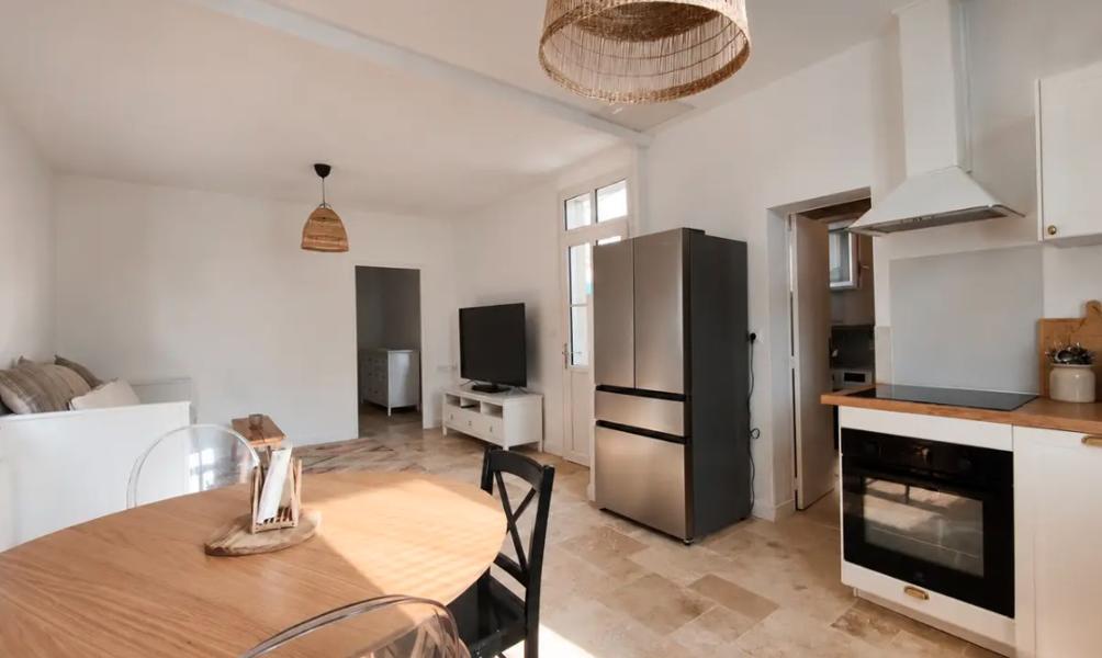 House Rue des Treilles in Libourne