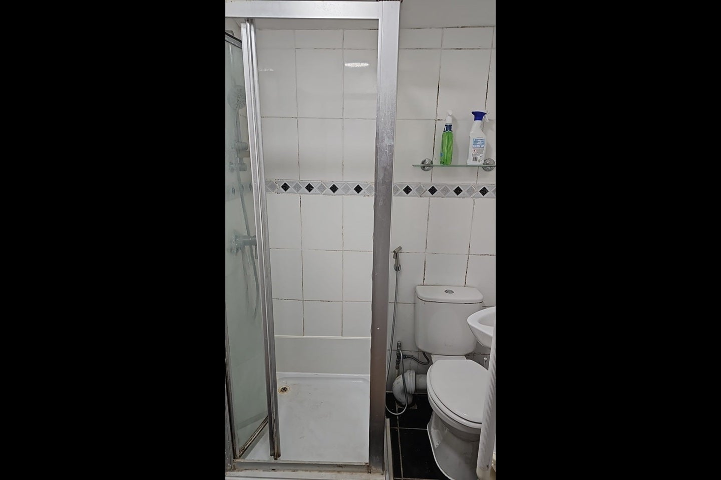 Flat Hornbeam Close in Greater London