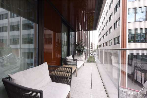 Flat Charlotte Street in Greater London