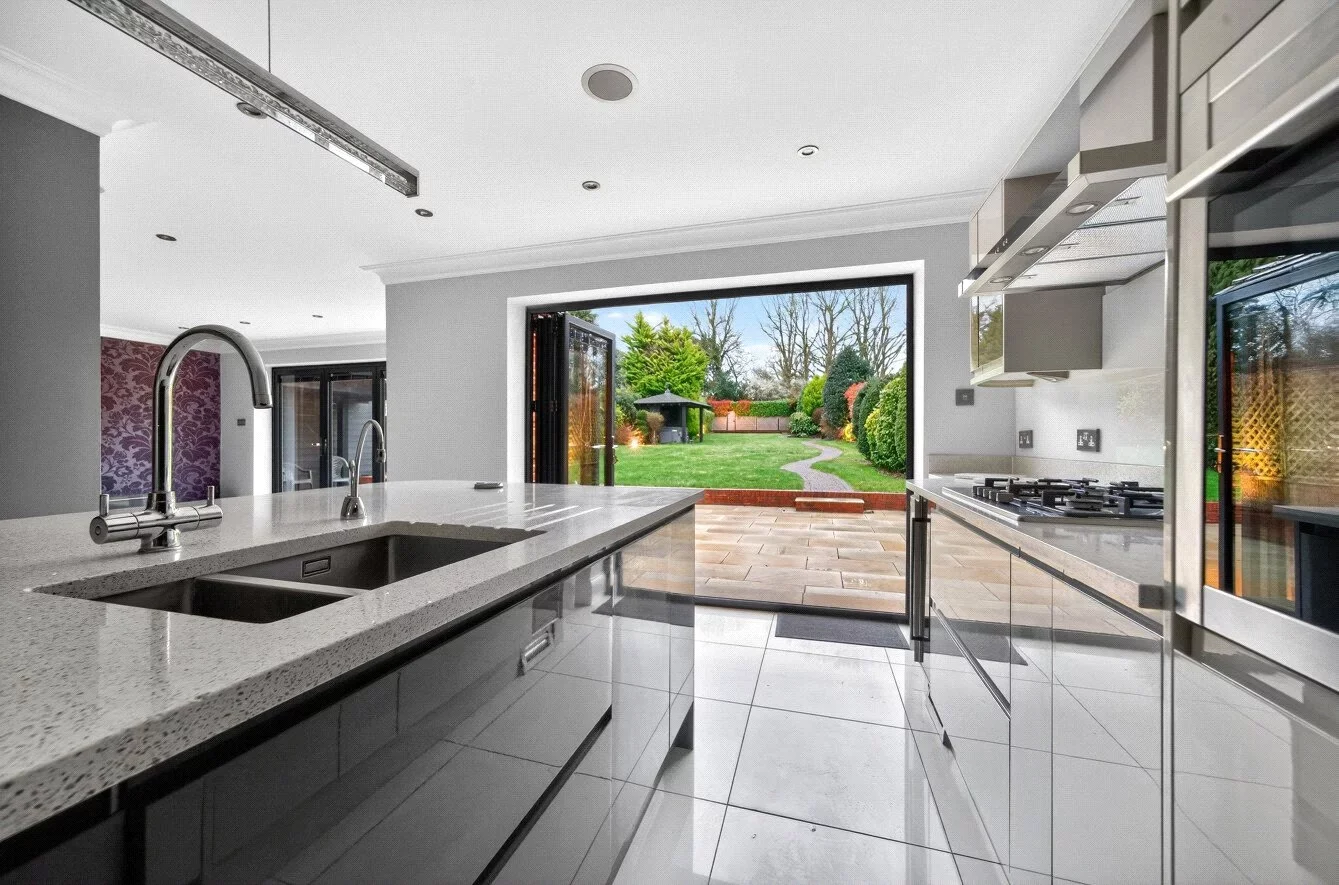 House Bradmore Way in Welwyn Hatfield