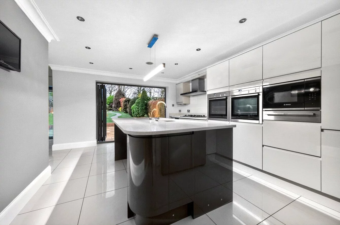 House Bradmore Way in Welwyn Hatfield
