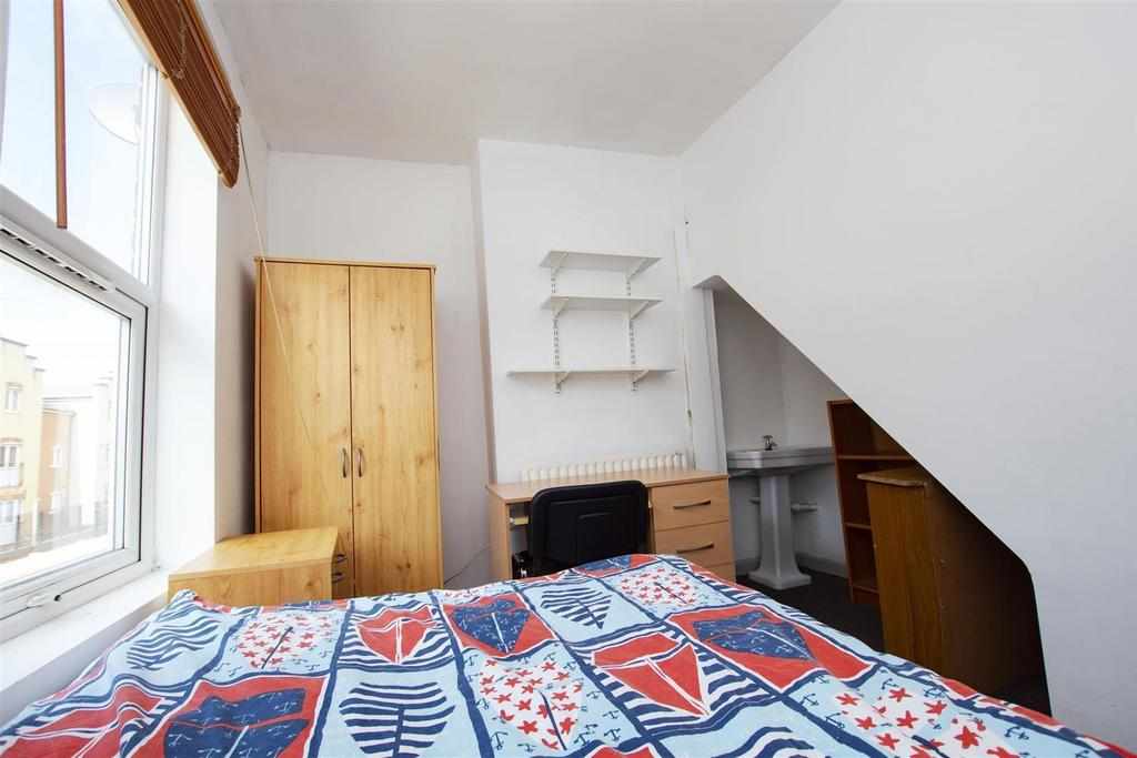 Flat Dawlish Road in Birmingham