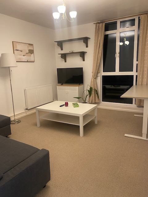 Flat Cleveland Gardens in City of Westminster