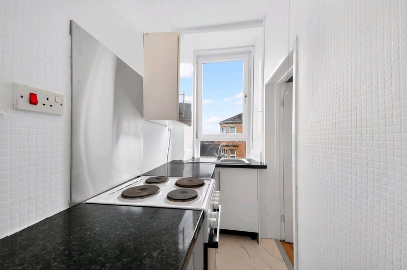 Flat Wardlaw Drive in Rutherglen