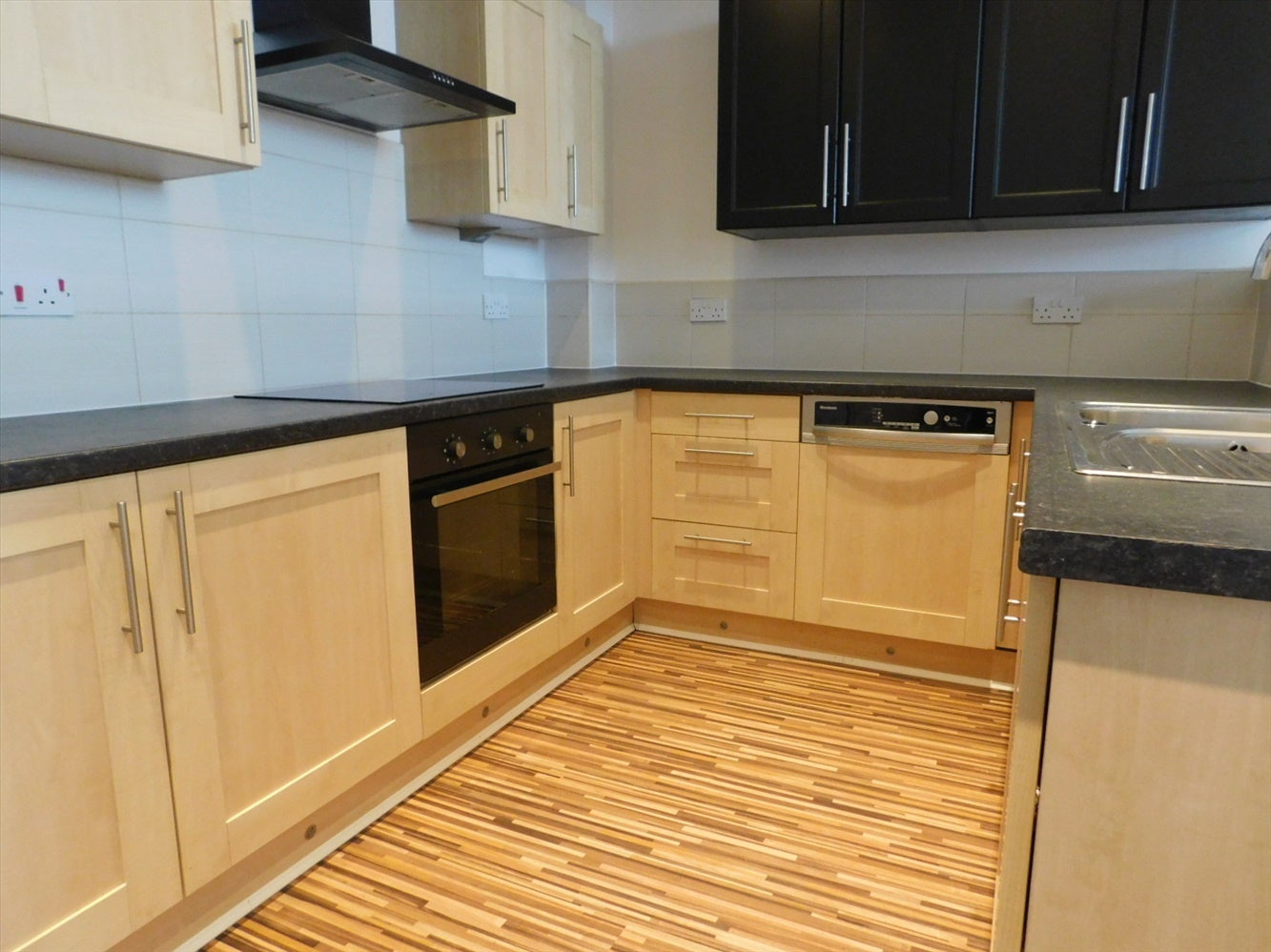 Flat Roundhaven in Durham