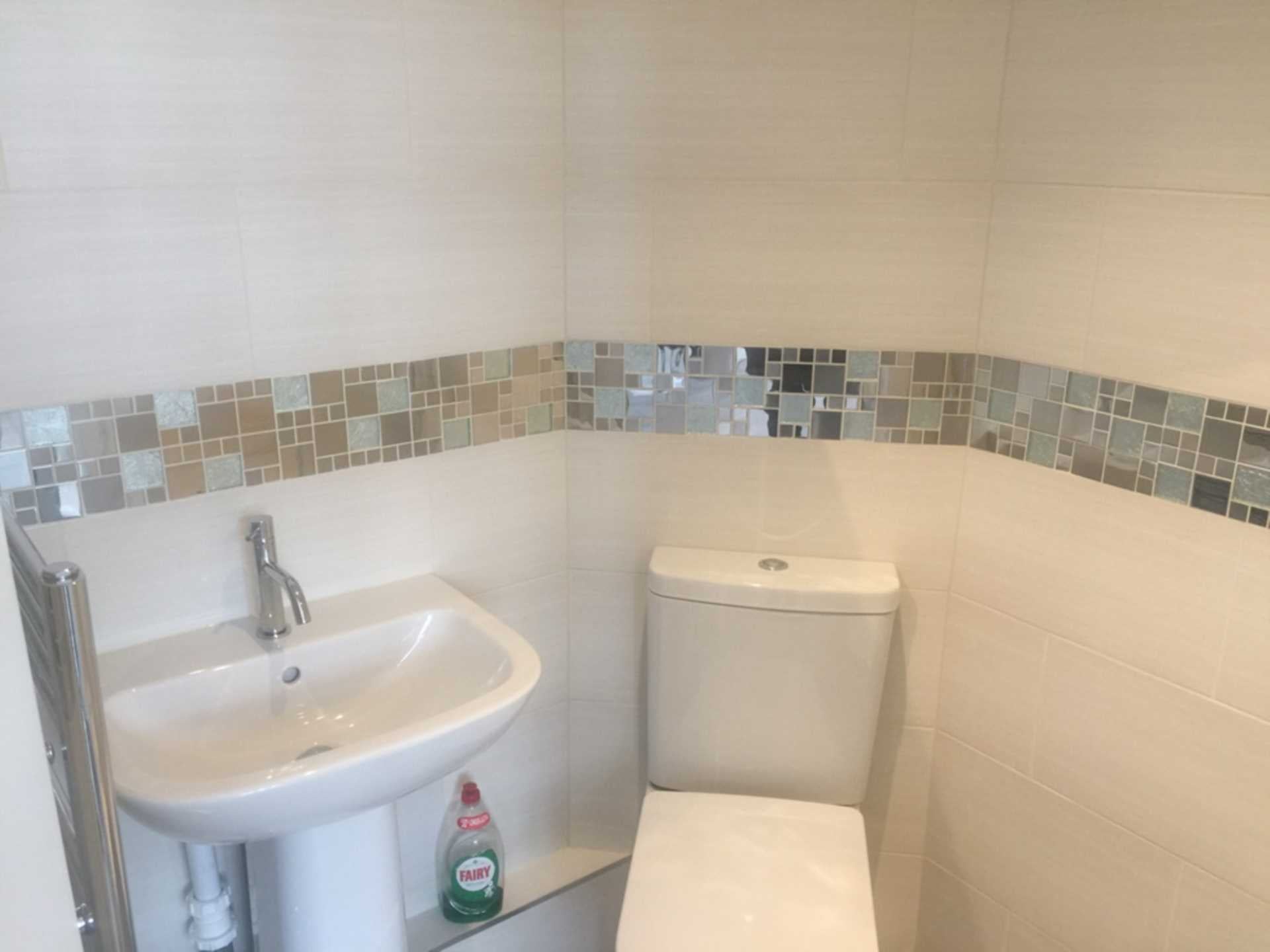 Flat Dordrecht Road in Greater London