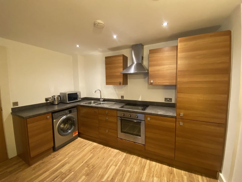 Flat Sillavan Way in Salford