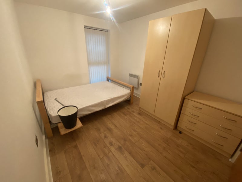 Flat Sillavan Way in Salford