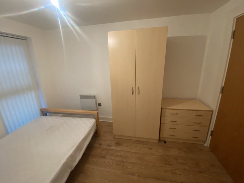 Flat Sillavan Way in Salford