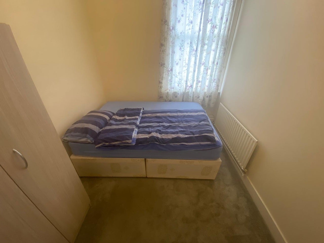Room St. Peter's Road in Greater London