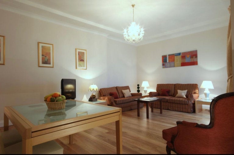 Flat Hertford Street in City of Westminster
