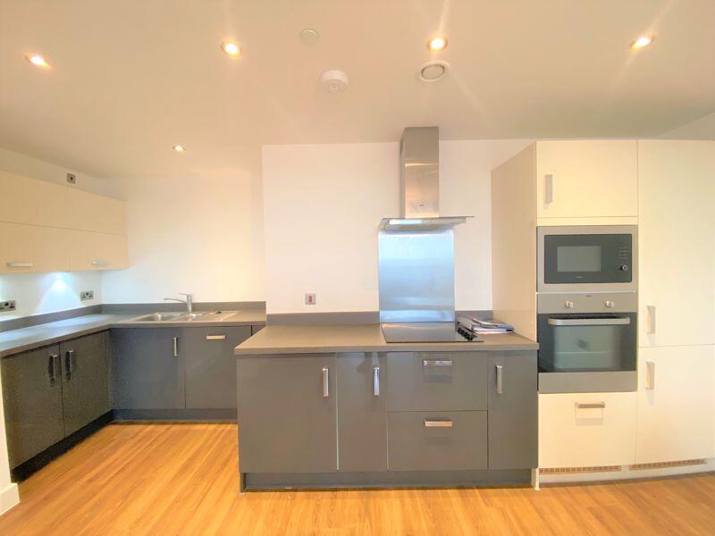 Flat Jerrard Street in Greater London