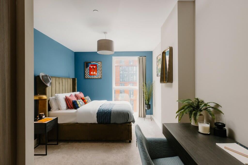 Flat Newington Causeway in Greater London