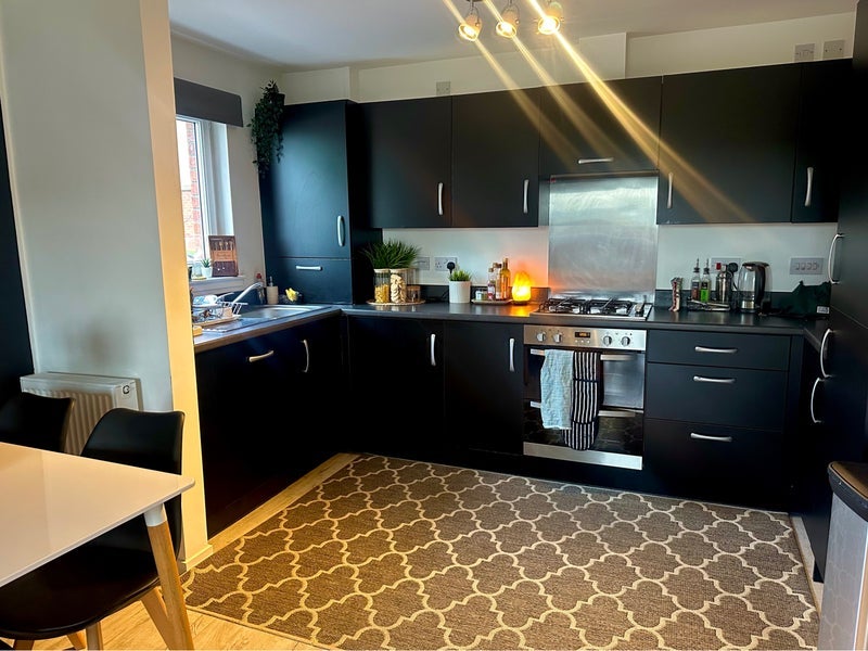 Flat Springfield Gardens in Glasgow