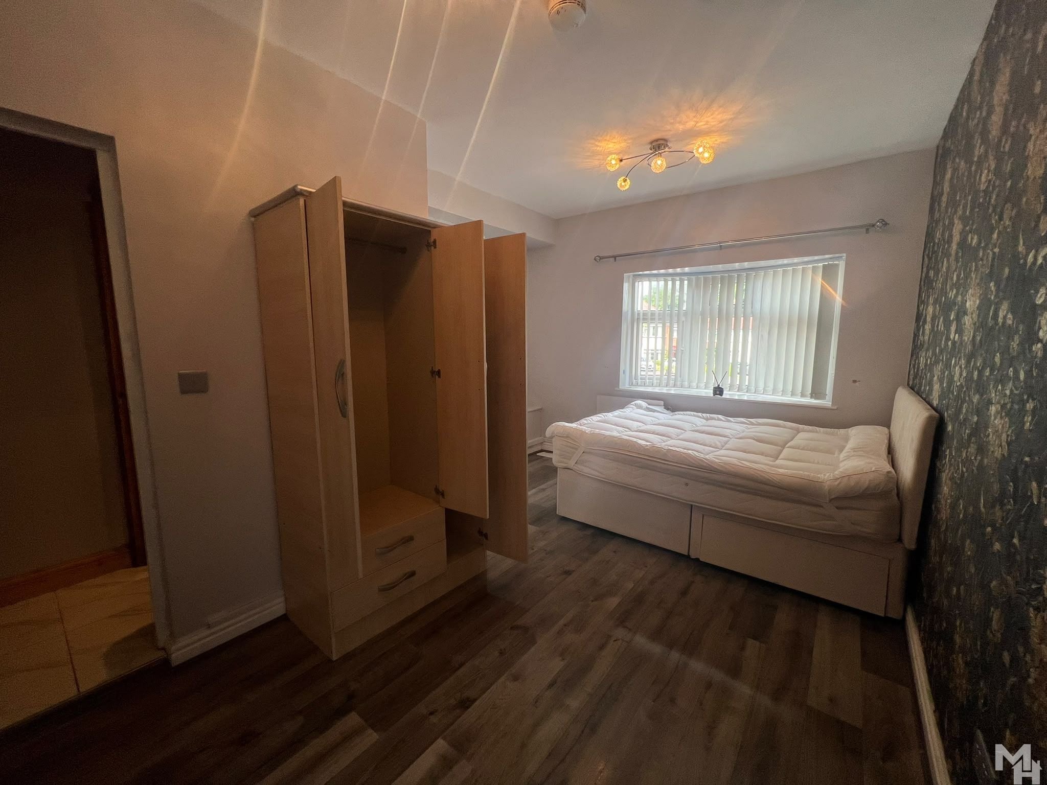 Flat Stroud Road in Metropolitan Borough of Solihull
