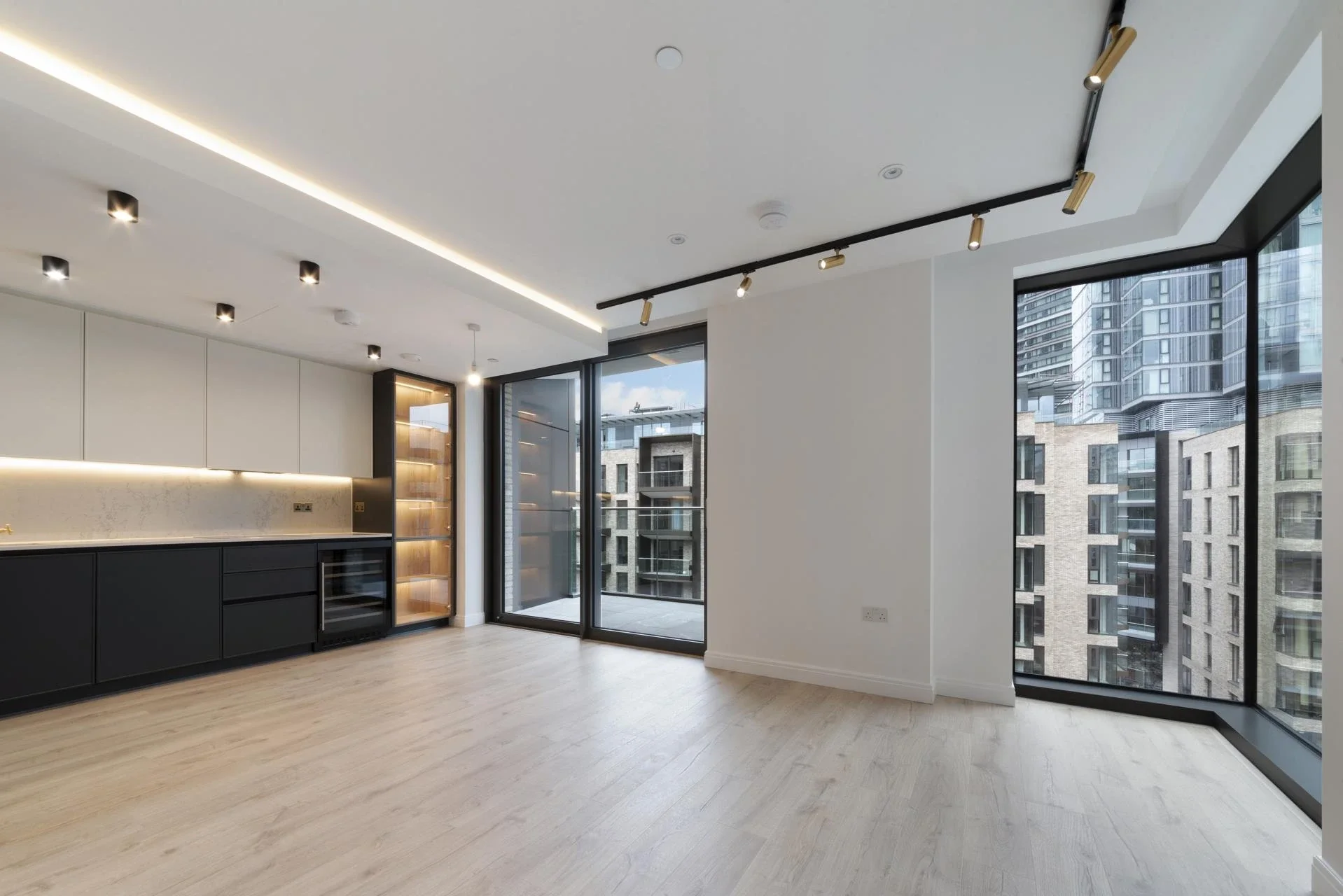 Flat Dingley Road in Greater London