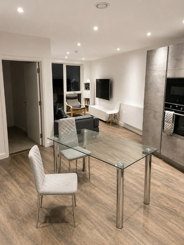 Room Fleet Road in Greater London