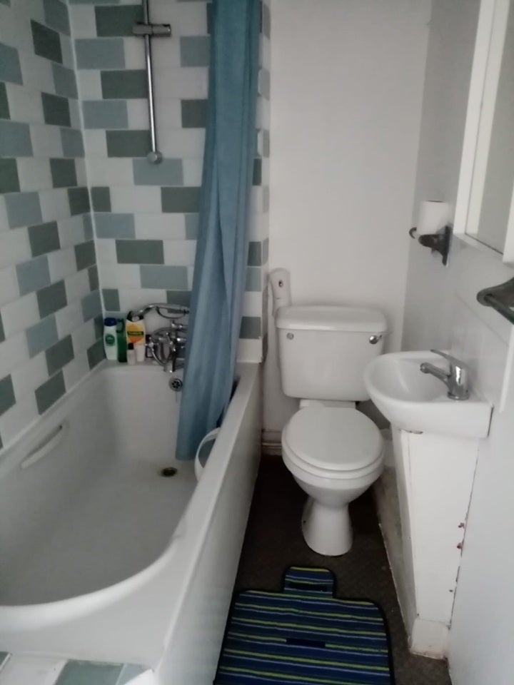 Room Camden Road in Greater London