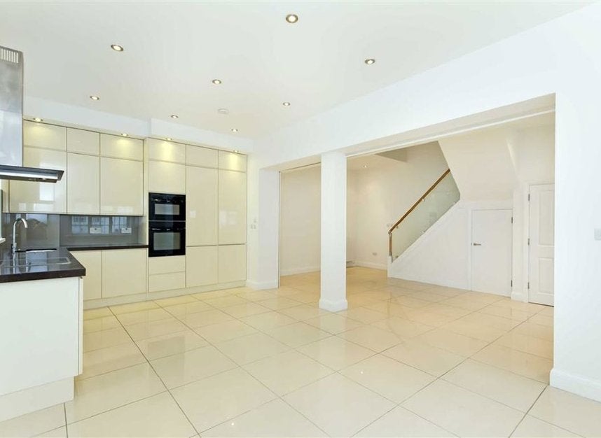 House Fulton Mews in City of Westminster