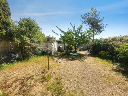 Flat Shenley Road in Hertsmere