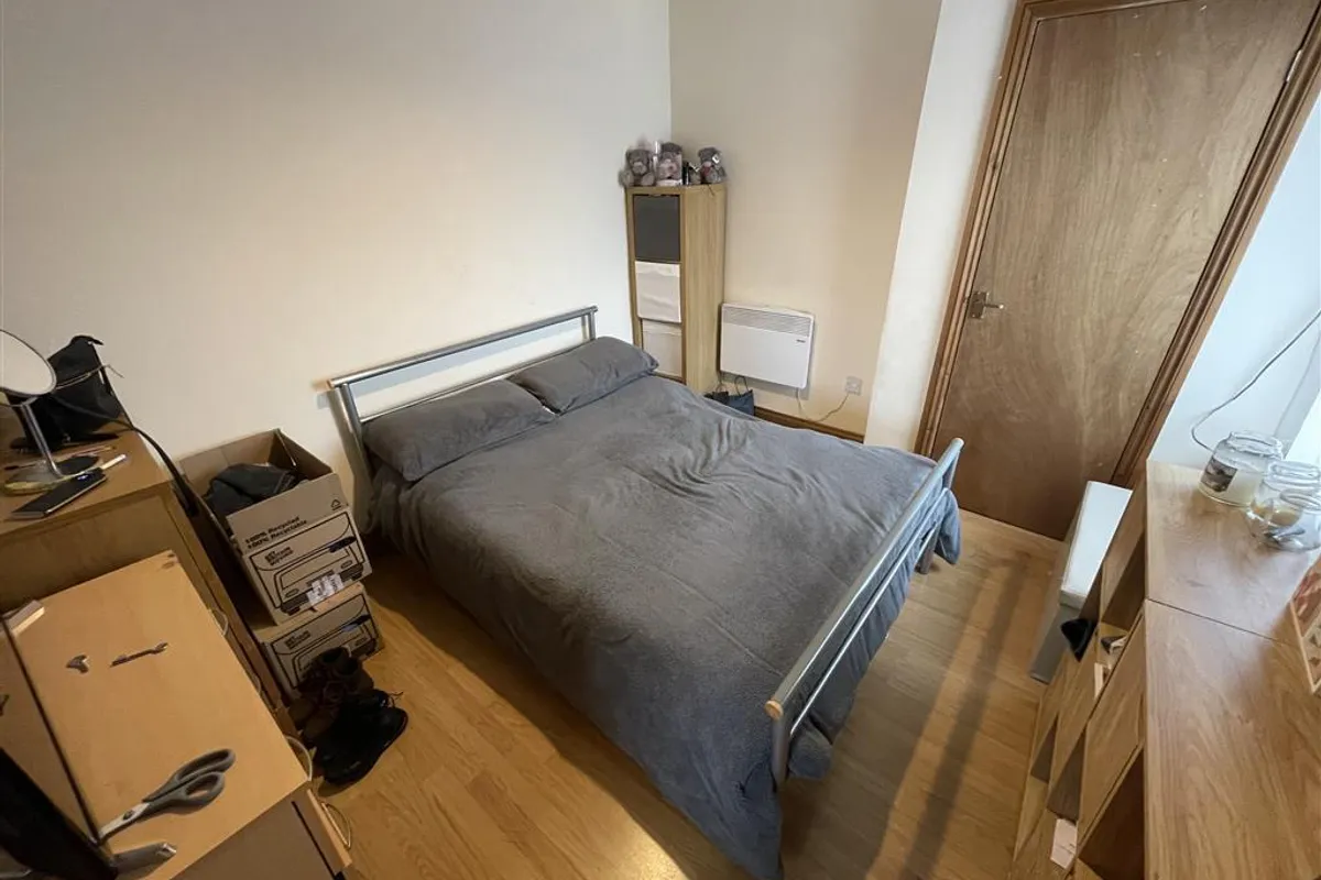 Flat Sanquhar Street in Cardiff