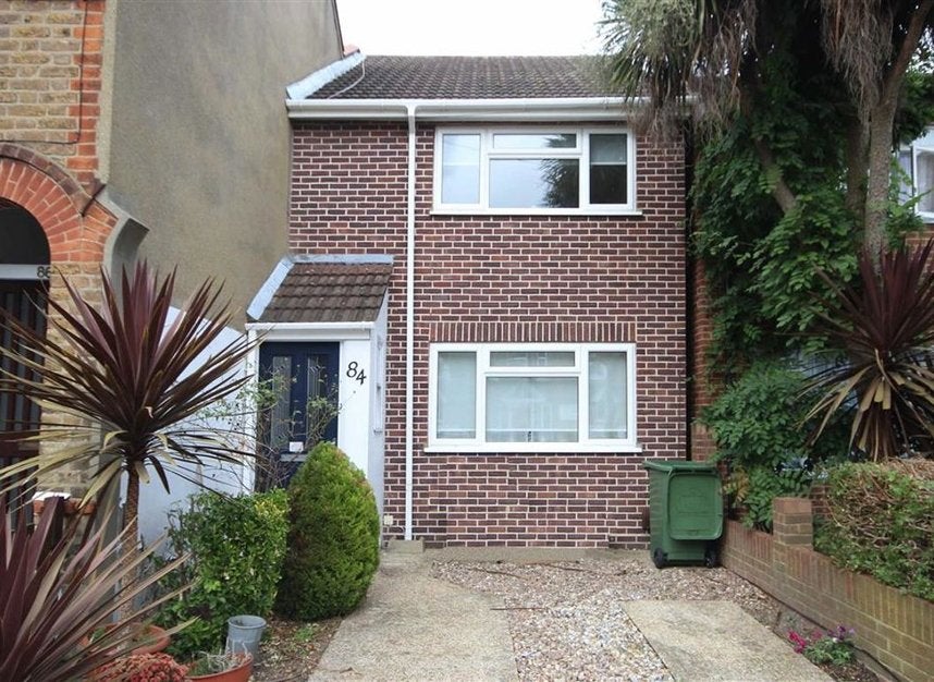 House Fulwell Road in Greater London