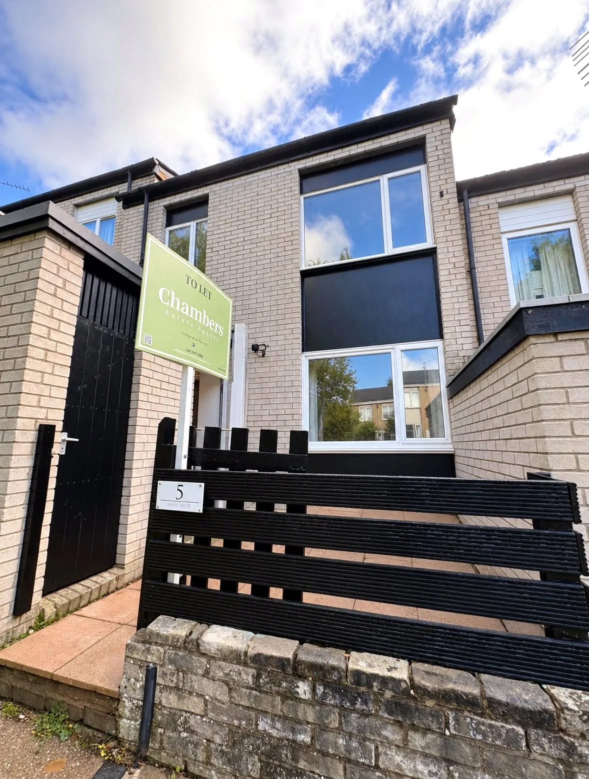 House Circle Way West in Cardiff