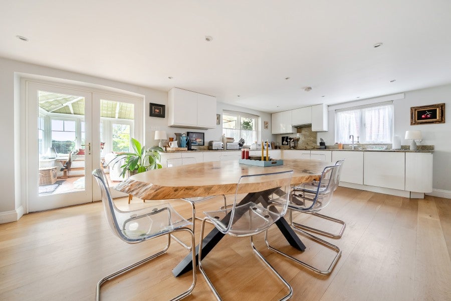 House Parklands in Guildford