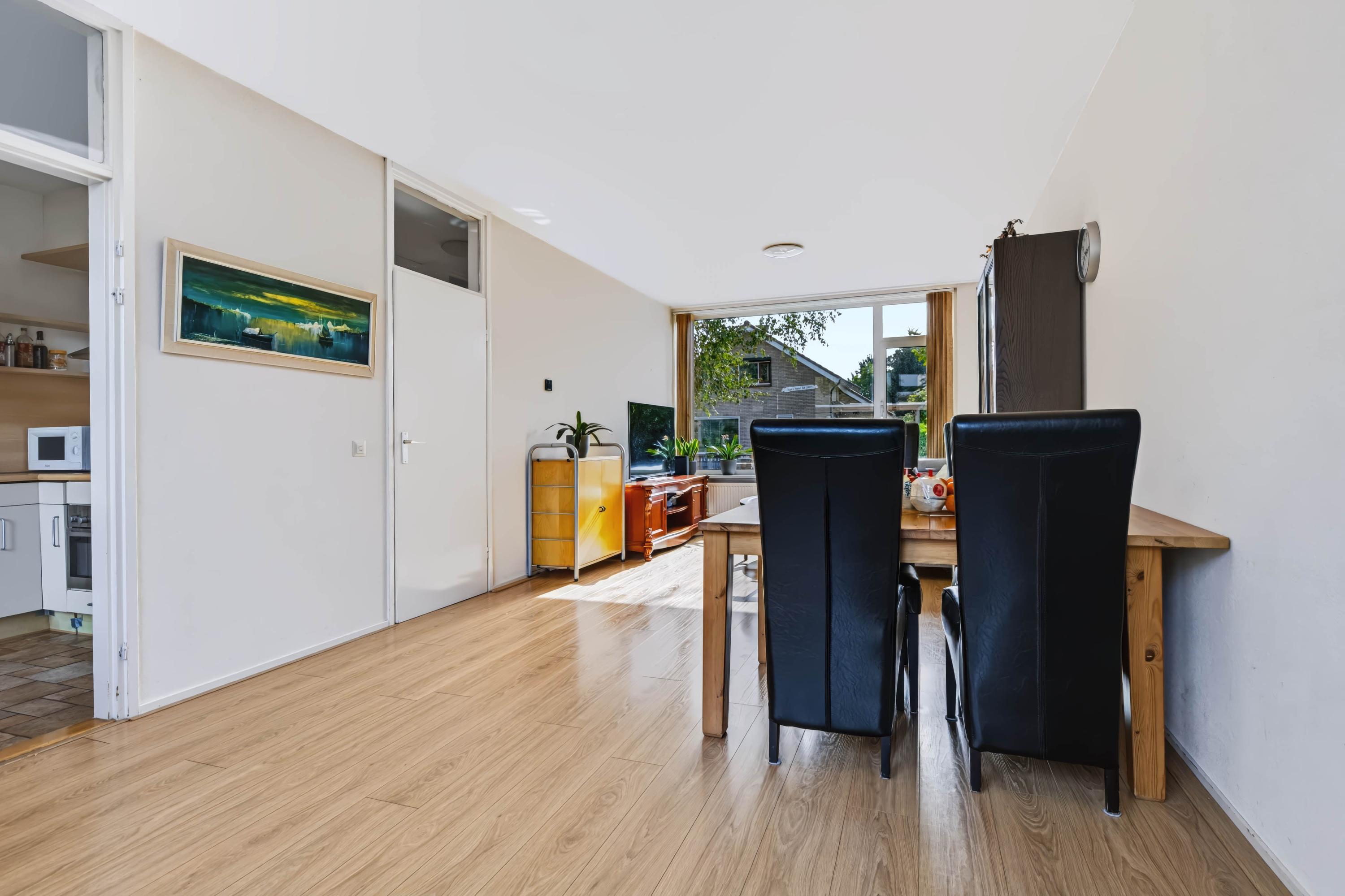 Tussenwoning te koop: Kruizemuntstraat 177, Apeldoorn