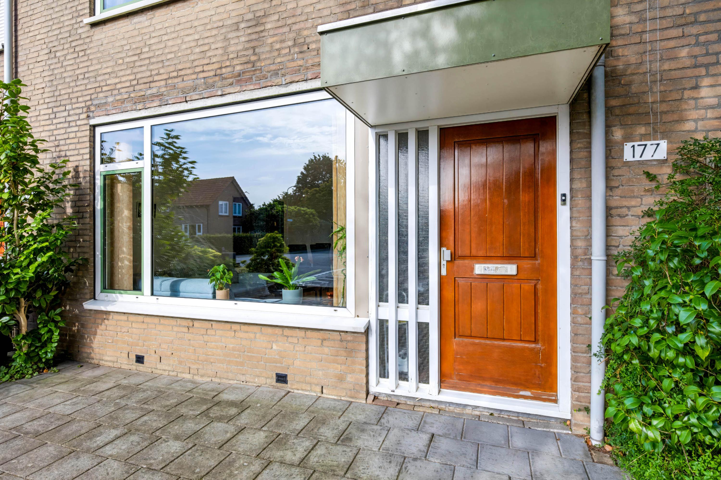Tussenwoning te koop: Kruizemuntstraat 177, Apeldoorn