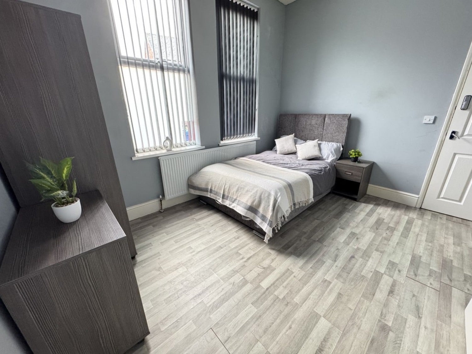 Room Severn Street in Derby