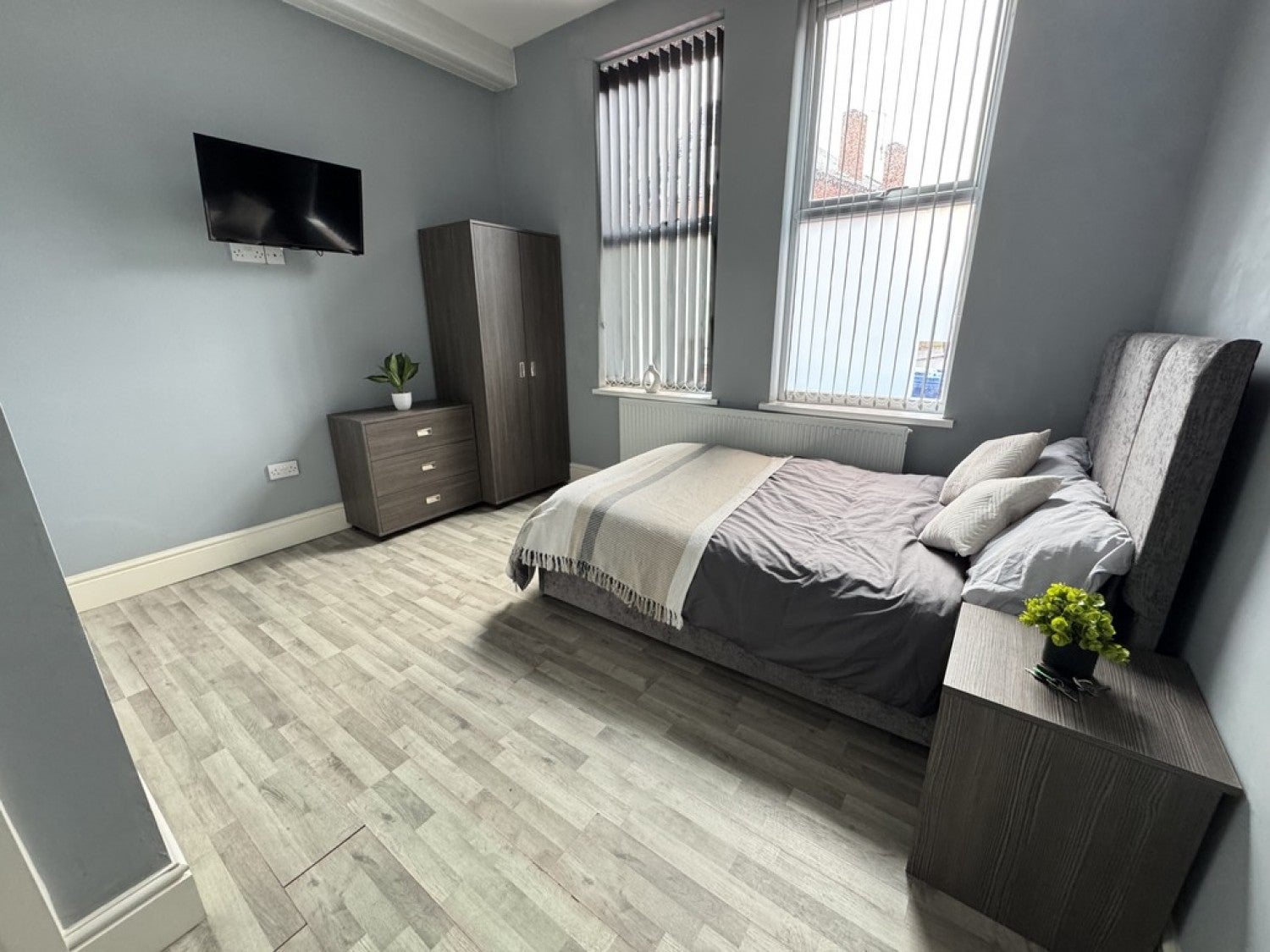 Room Severn Street in Derby
