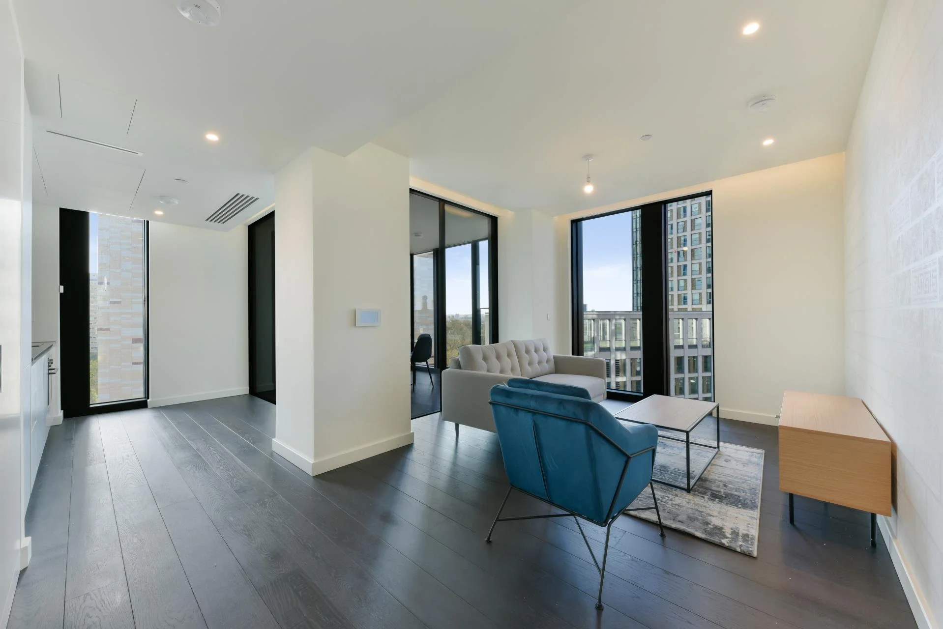 Flat Pascal Square in Greater London