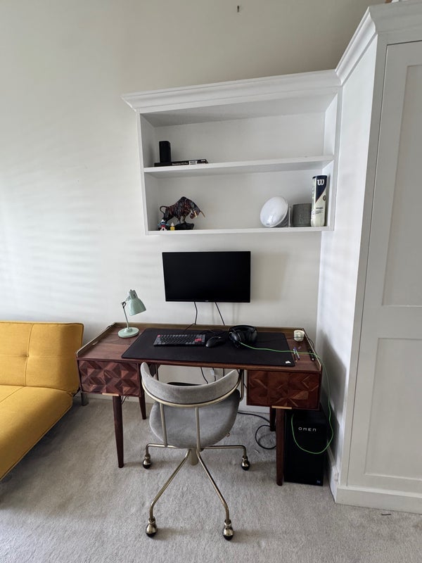 Room Lexham Gardens in Greater London