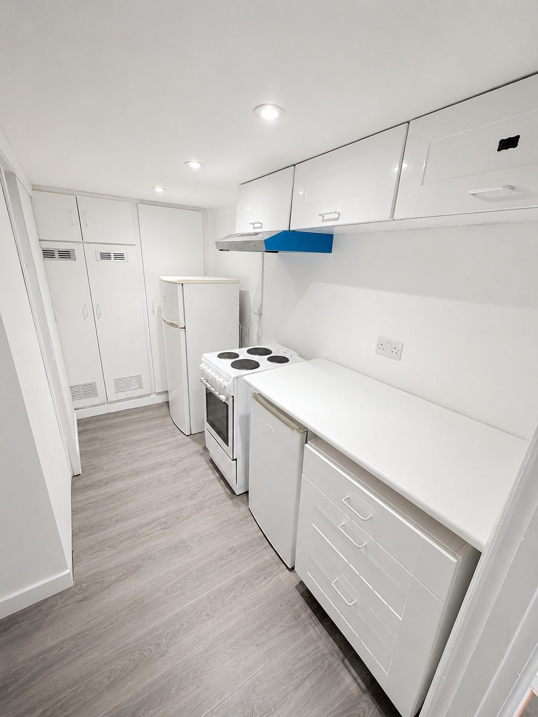 Room Alconbury Road in Greater London