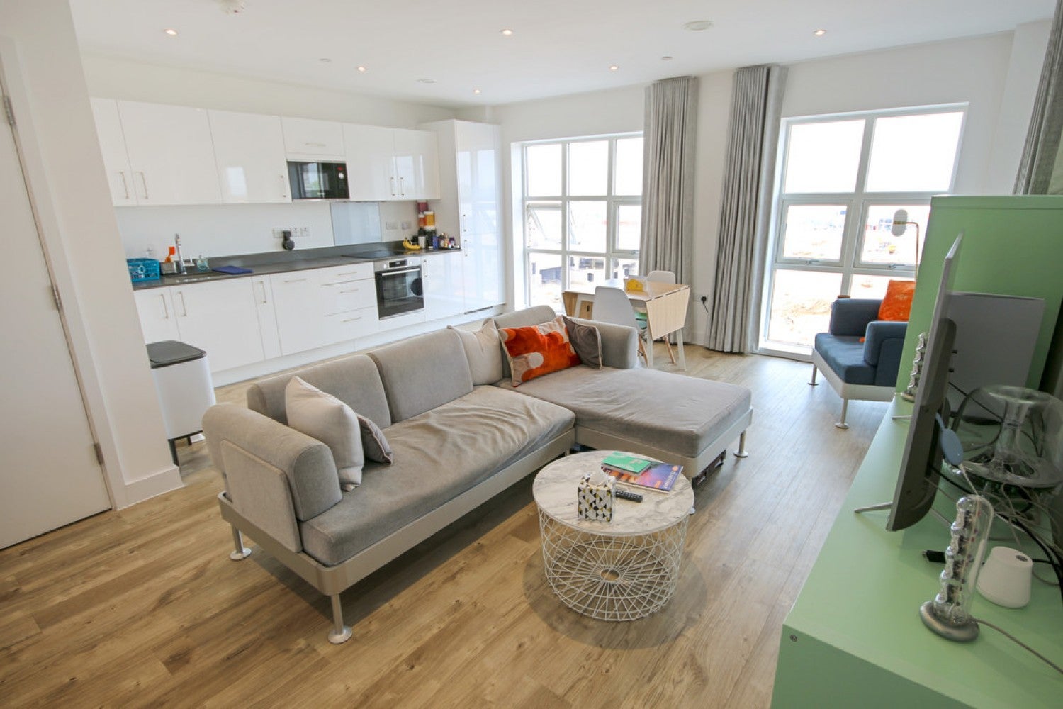 Flat Jubilee Square in Cambridge
