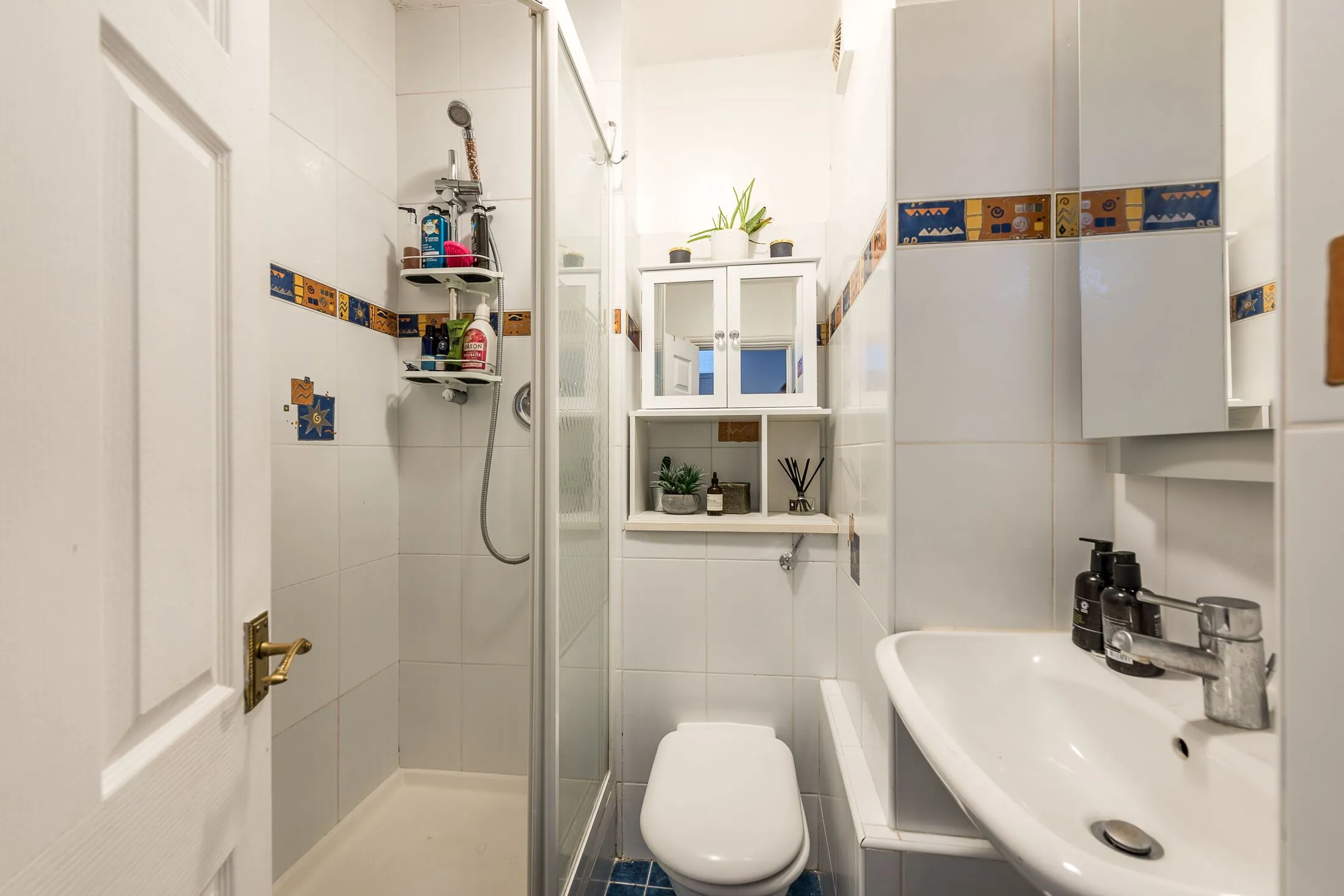 Flat Cheyne Walk in Greater London