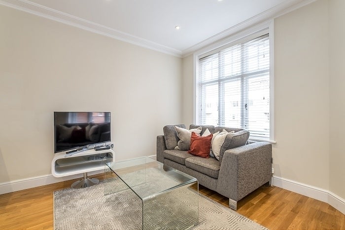 Flat King Street in Greater London