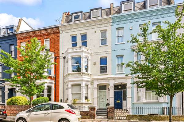 Flat Waldemar Avenue in Greater London