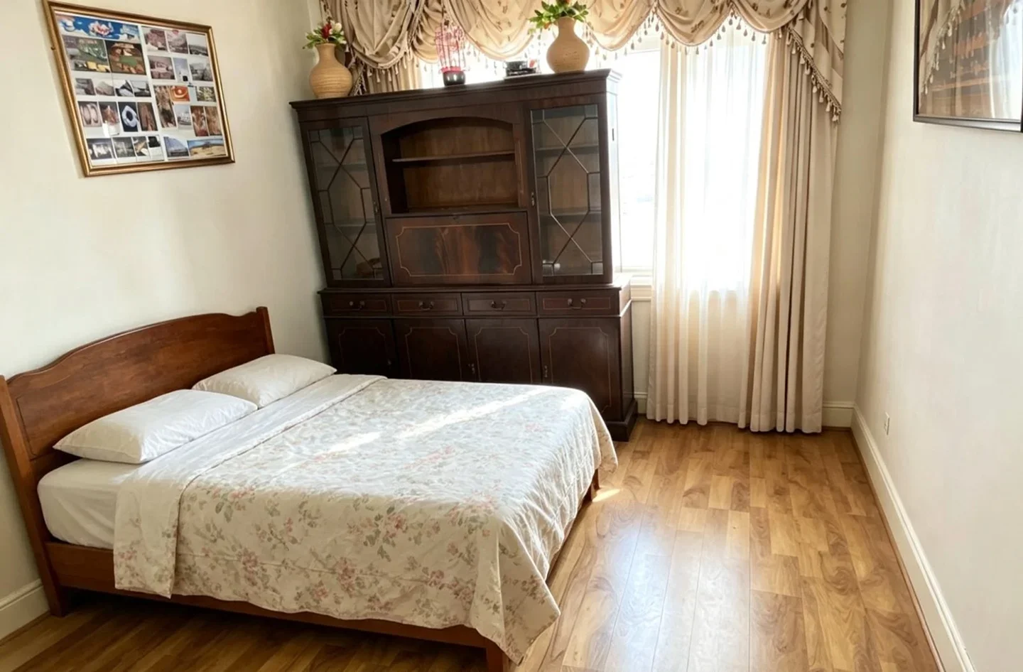 Room St Luke's Avenue in Greater London