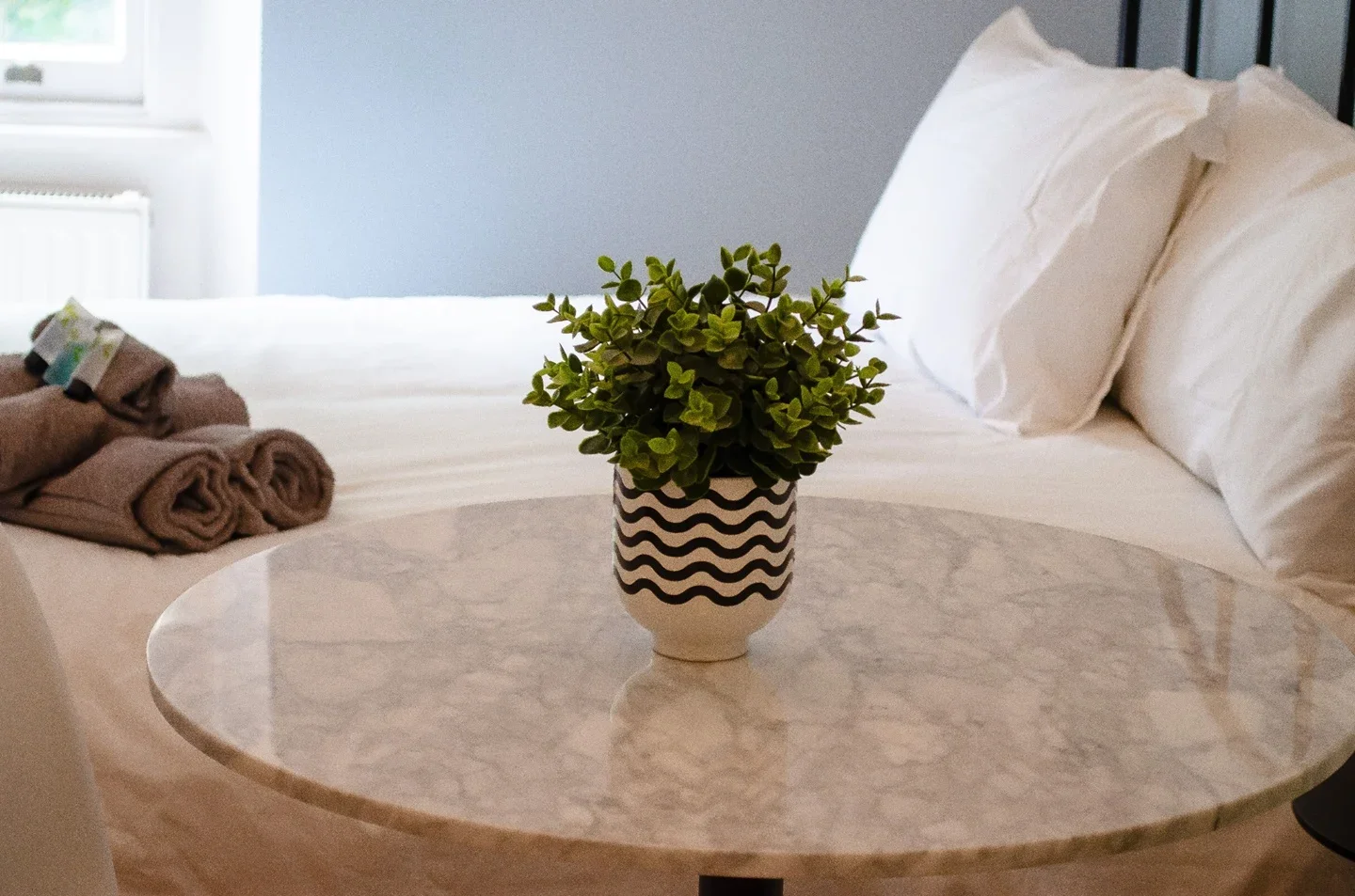 Flat Kensington Gardens Square in City of Westminster