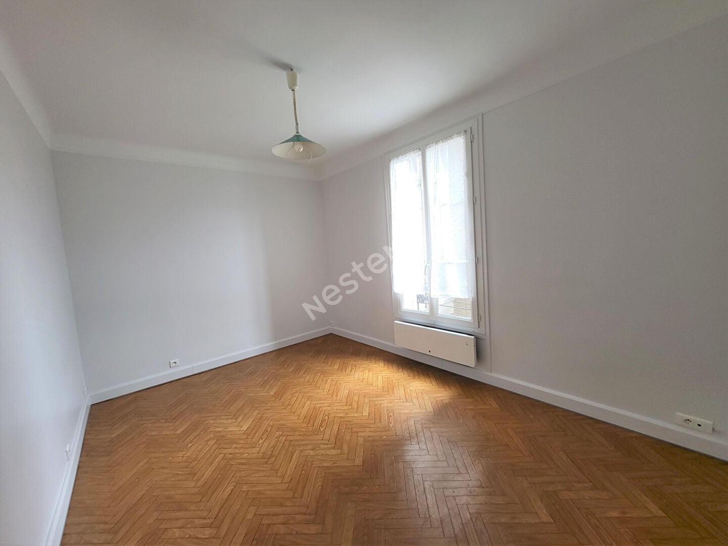 Flat Rue Jean Jaurès in Puteaux
