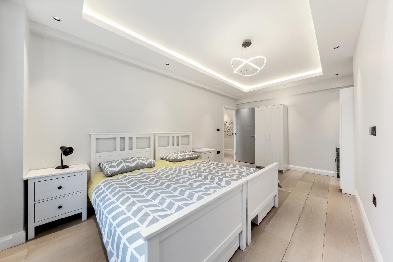 Flat Glentworth Street in City of Westminster