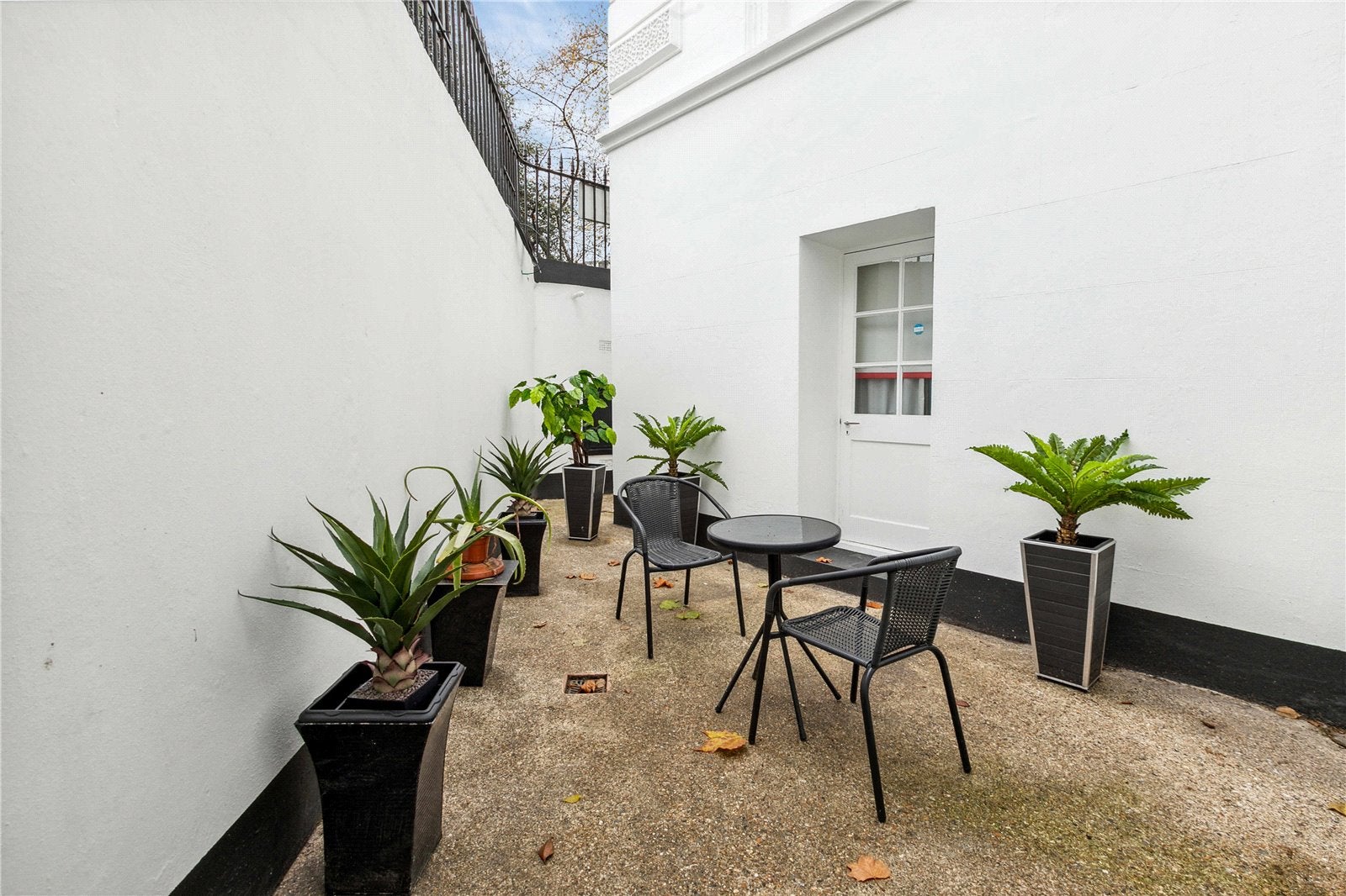 Flat Westbourne Gardens in City of Westminster