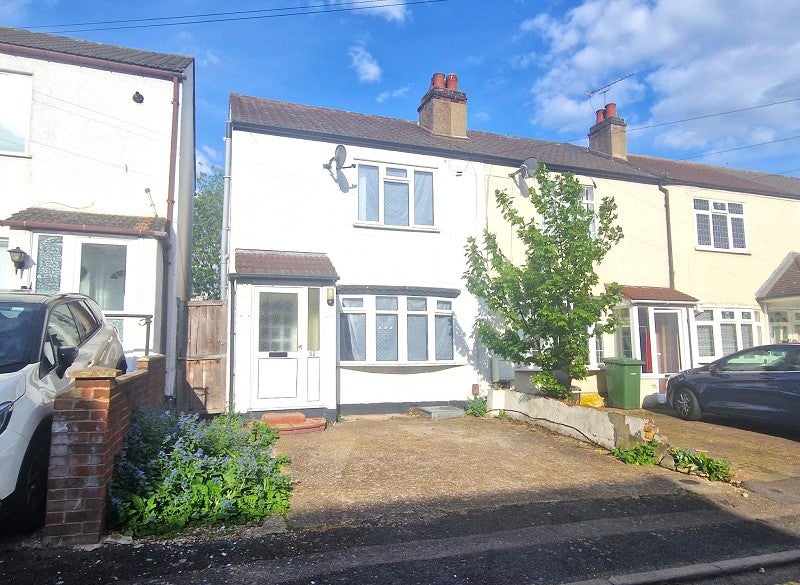 House Dunton Road in Greater London
