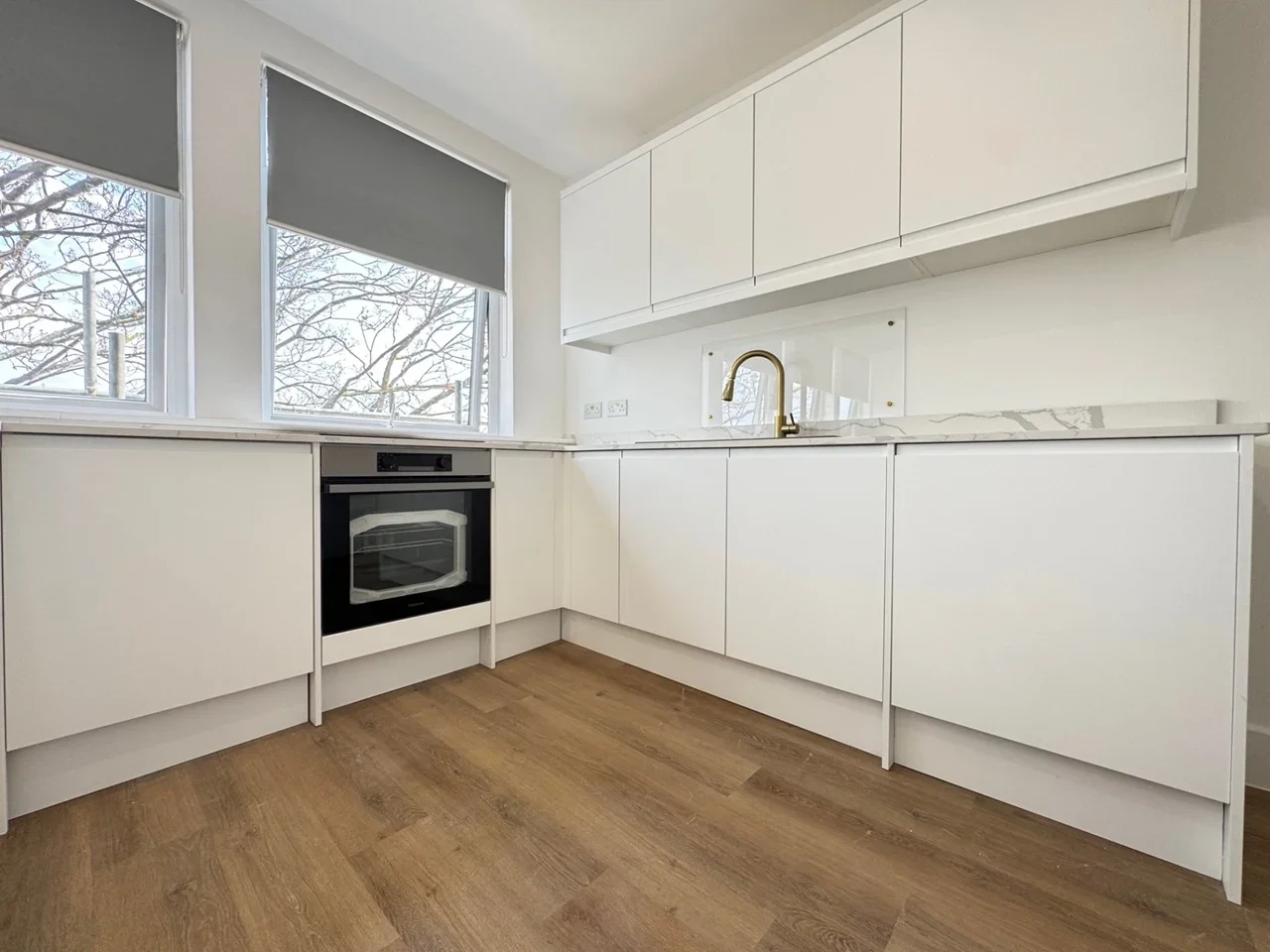 Flat Dunstable Road in Luton